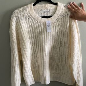 BRAND NEW WITH TAGS: American Eagle Cream Medium Sweater